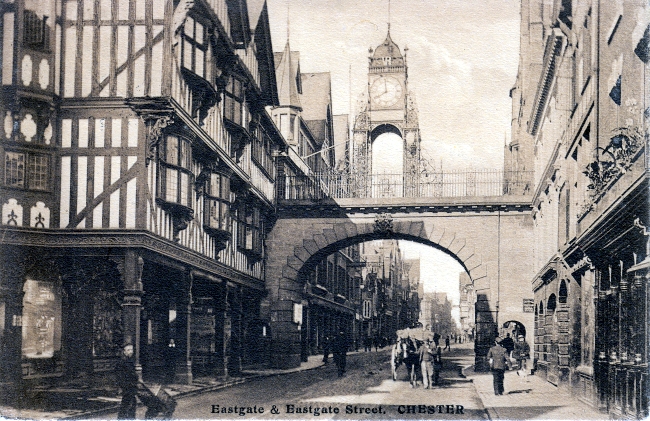 The Eastgate clock. Viewed from Foregate Street around 1913.